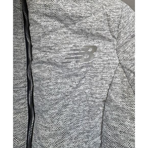 Women’s New Balance Chevron Puffer Jacket Fleece Lined Hooded Zip Front Size M - Picture 4 of 11